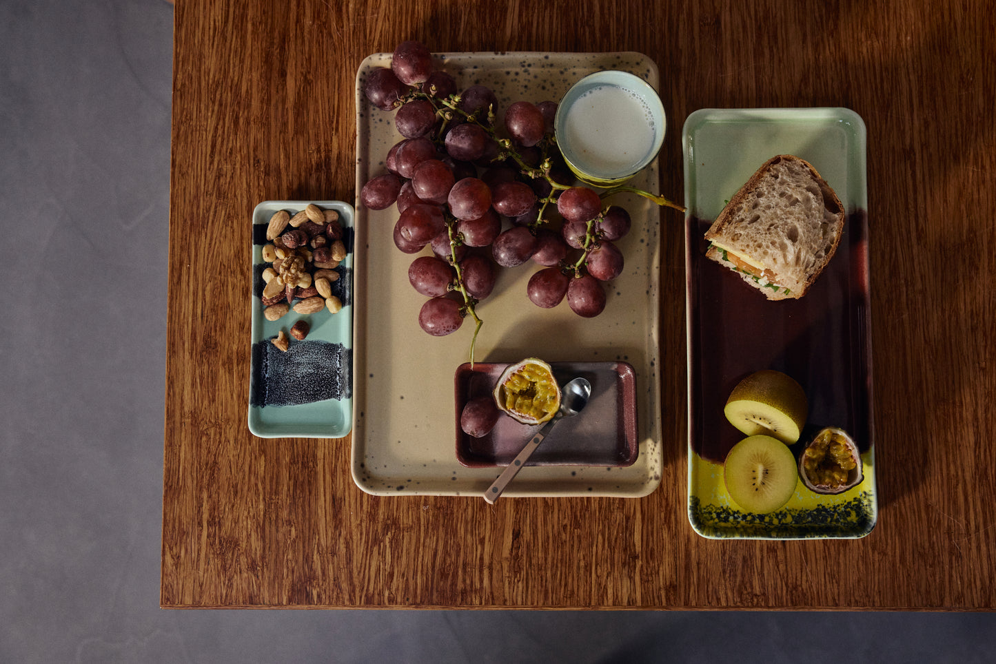 HKLIVING 70s ceramics cake tray Cherry