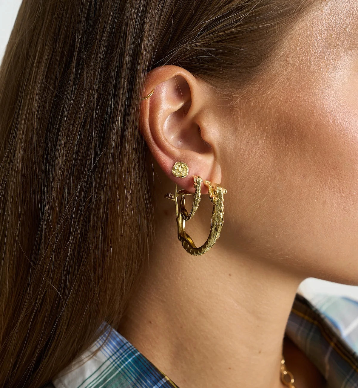 Anna + Nina Small Wild Arc Hoop Earrings