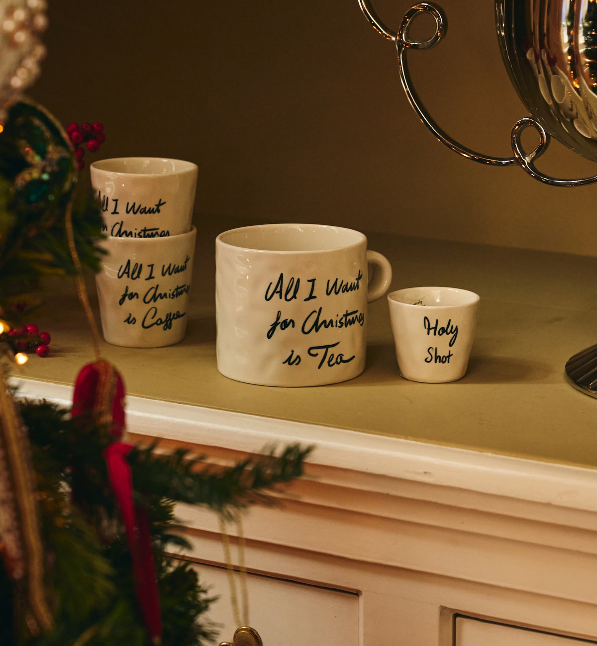 Mistletoe Tea Mug 