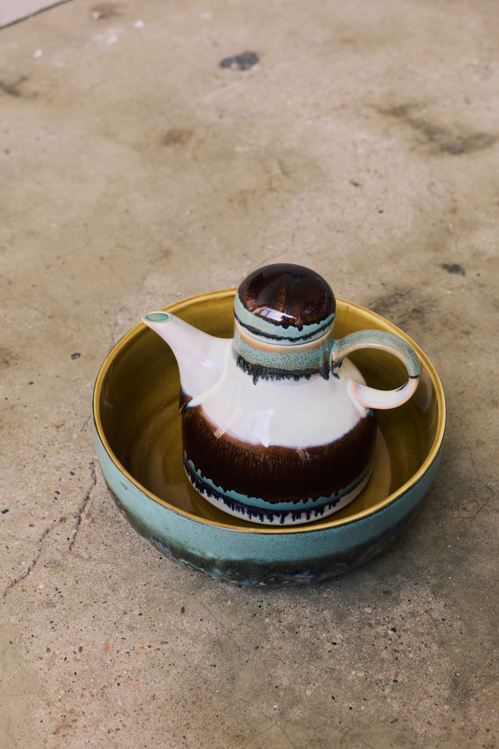 HKLIVING 70’s Ceramics pre-order Coffee pot chocolate