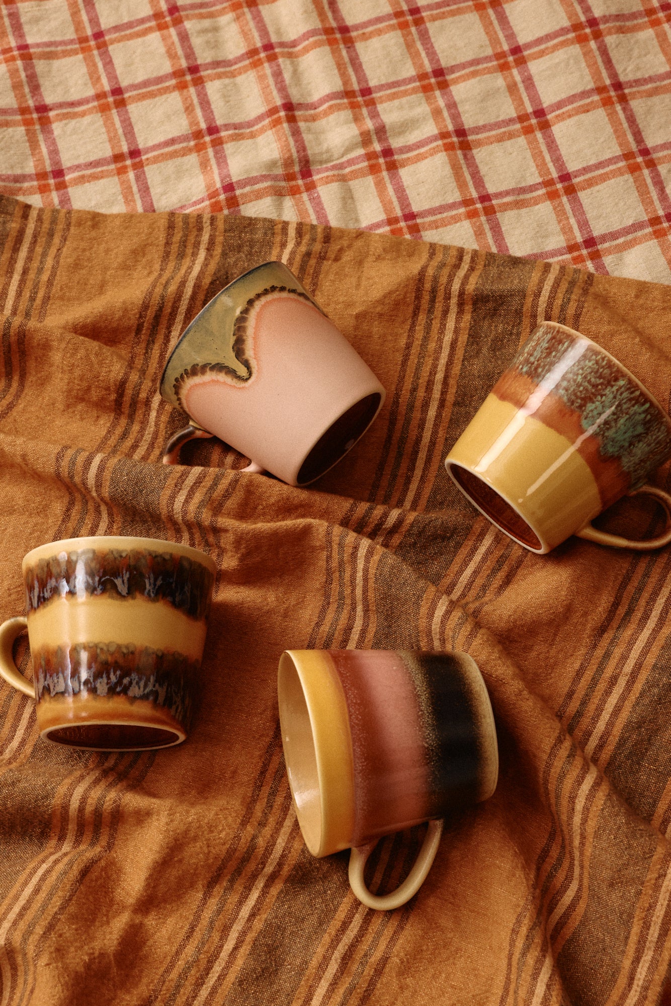 HKLiving 70s ceramics Cappuccino Mok Blossom