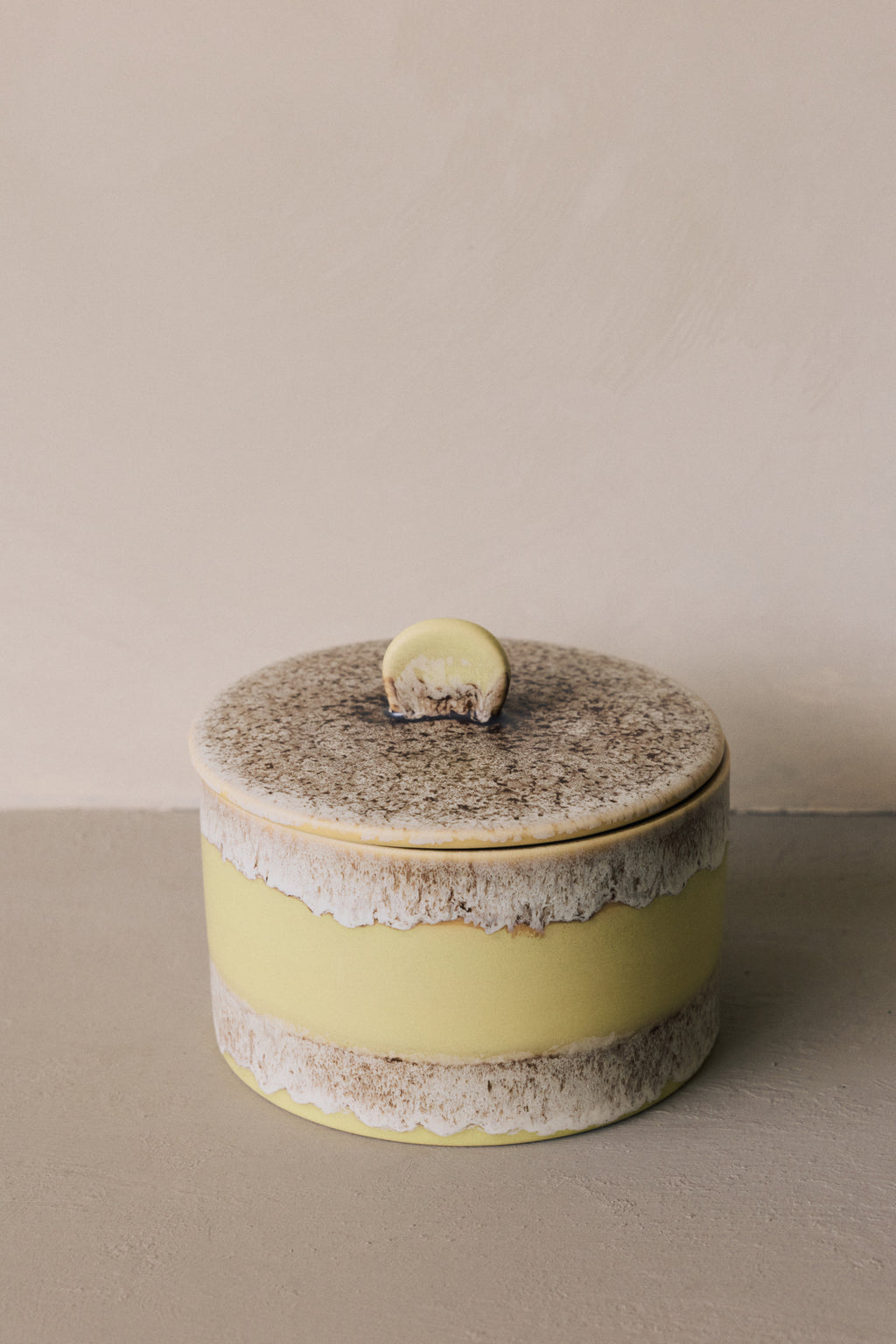 HKLIVING 70’s Ceramics pre-order cookie jar custard