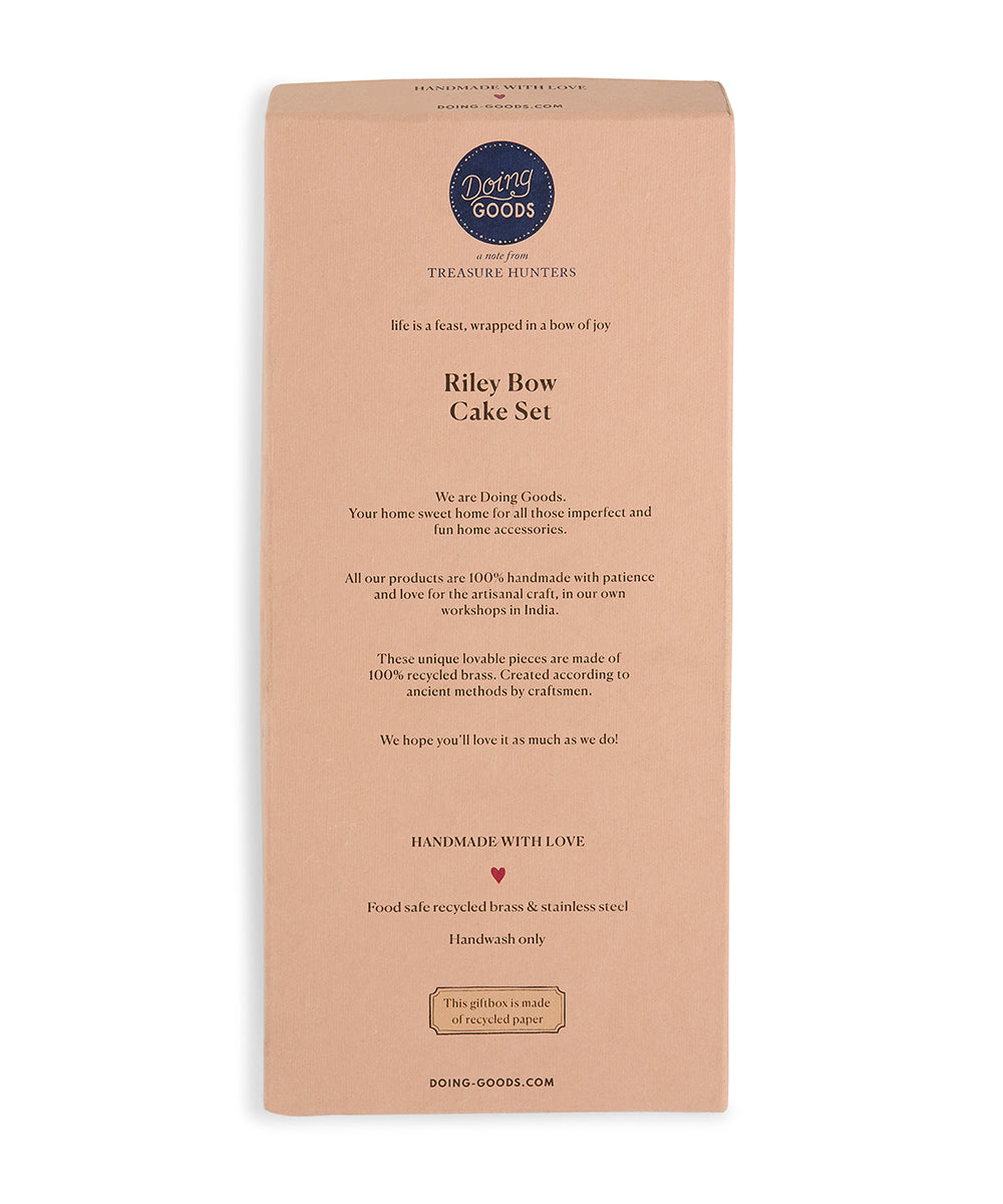 Doing Goods Riley Ribbon Cake Giftbox
